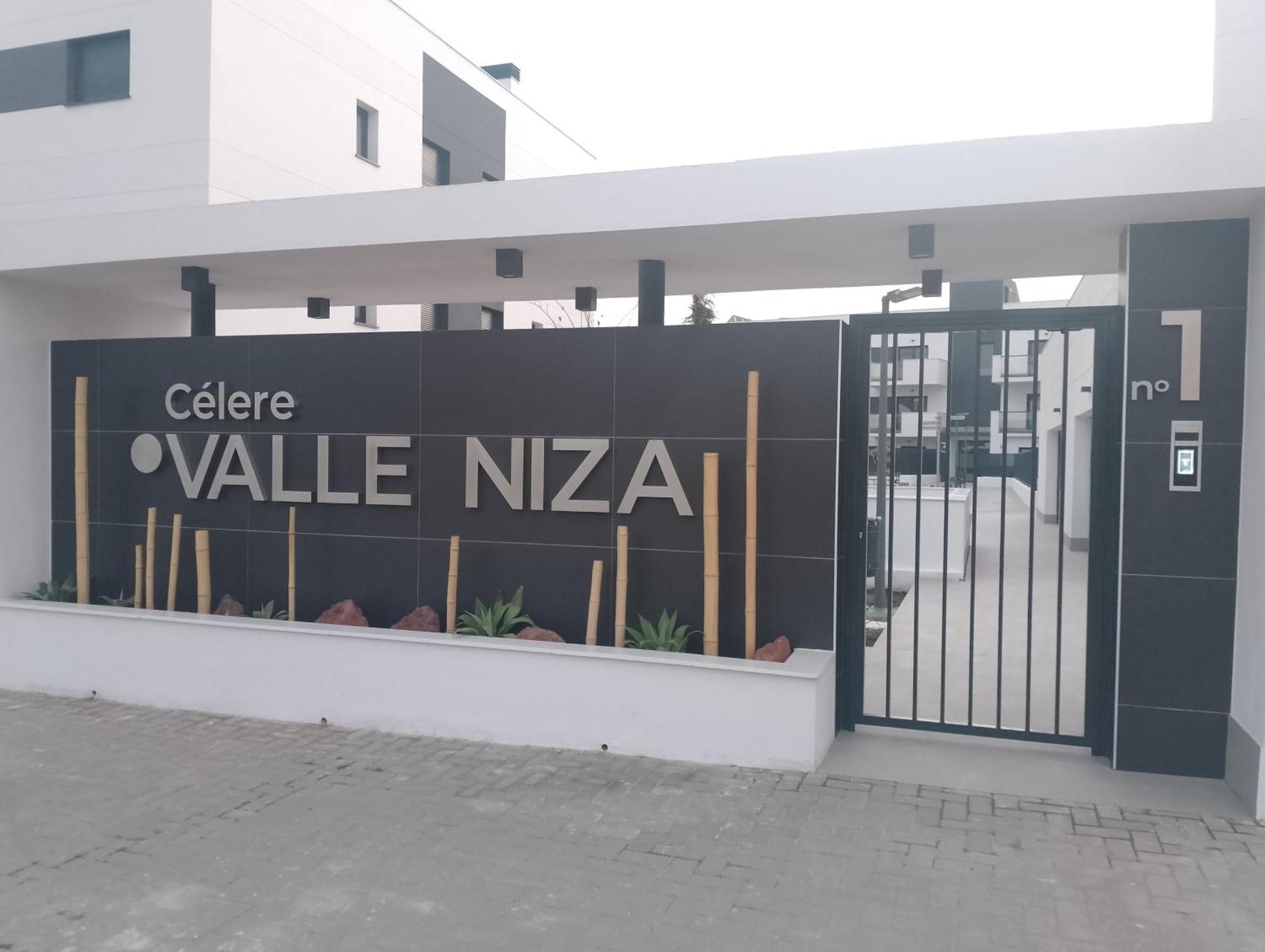 Ferienwohnung Bajo Con Jardin En Primera Linea De Playa Málaga Exterior foto